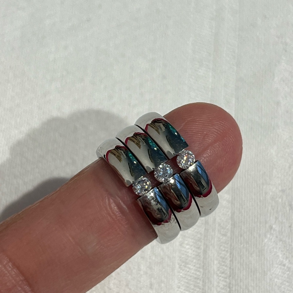 Stainless Steel Stackable Band Rings Trio with Clear Floating Rhinestone, Sz 6 - Picture 5 of 7
